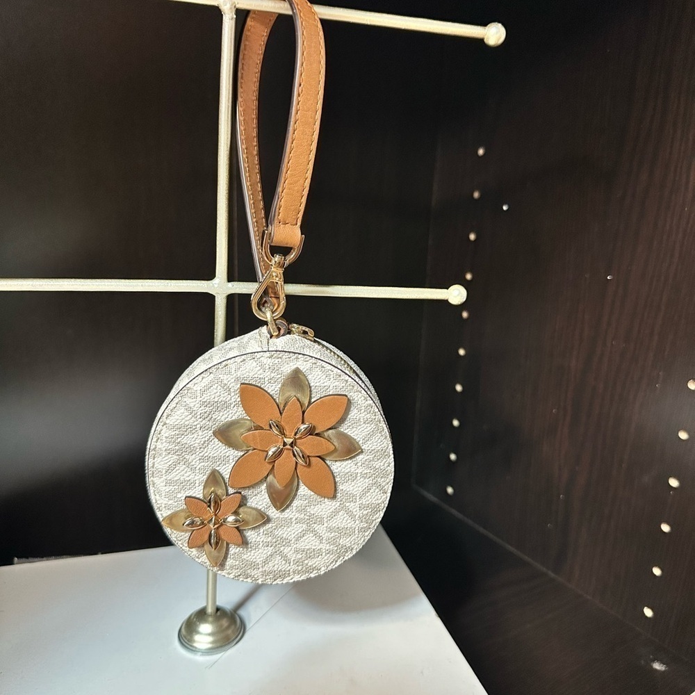 Michael Kors coin purse